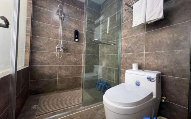 Hongxin Business Hotel