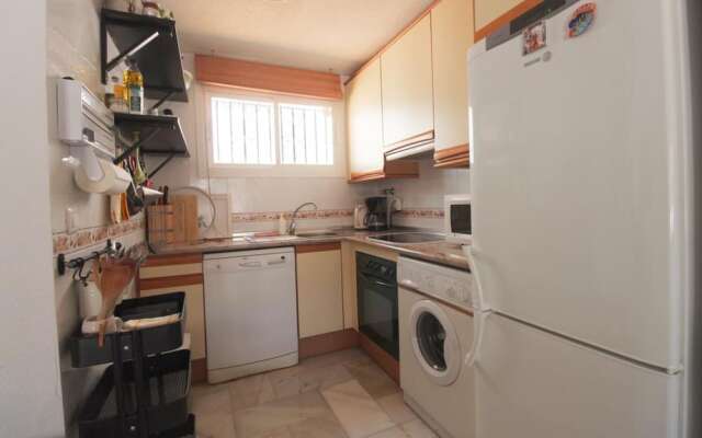 House - 2 Bedrooms with Pool and WiFi - 107850