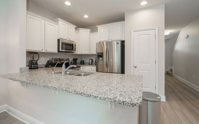 Pride of PCB Modern Townhome With Pool