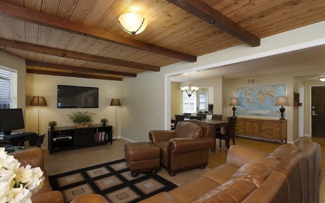 Castle1 - 6 Br Home