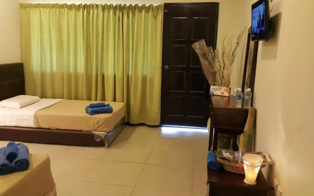 Crystal Hill R – Guest Rooms – Ranau
