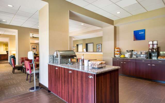 Comfort Suites Northlake