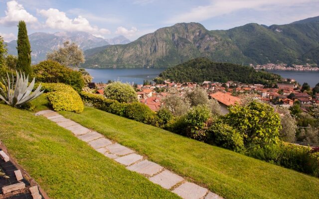 Villa Abbraccio Garden