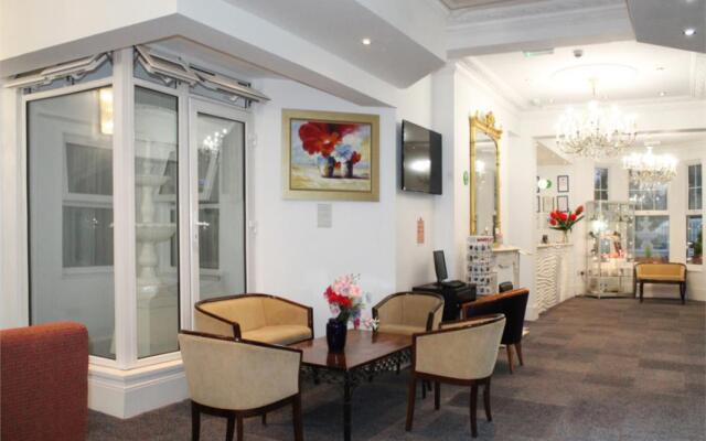 Clapham South Belvedere Hotel