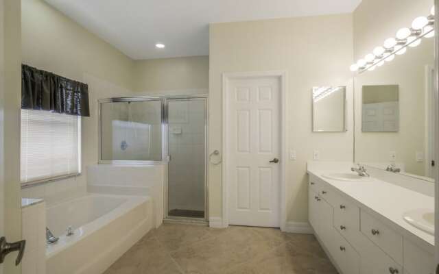 Falcons Glen Home #12950