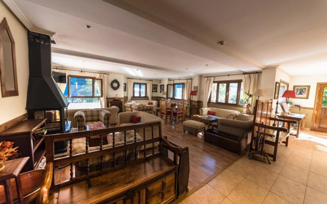 Aparthotel Sarrato