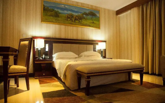 Peacock All Suites