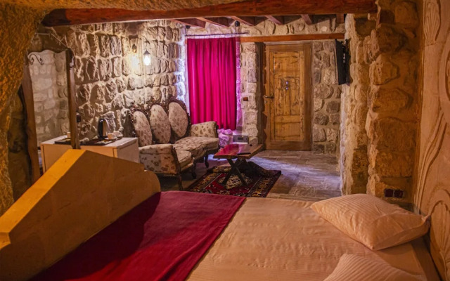 Ottoman Cave Junior