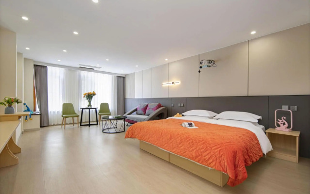 Mr. Shi Hotel (Taiyuan Maoye Tiandi North America Xintiandi Fashion Center)