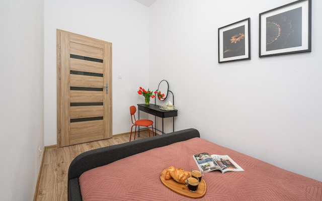 Lumina 4 rooms apart near Muzeum Sztuki