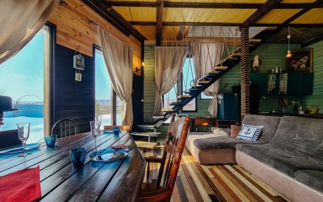 Yousinn (Дом с Кораблем)