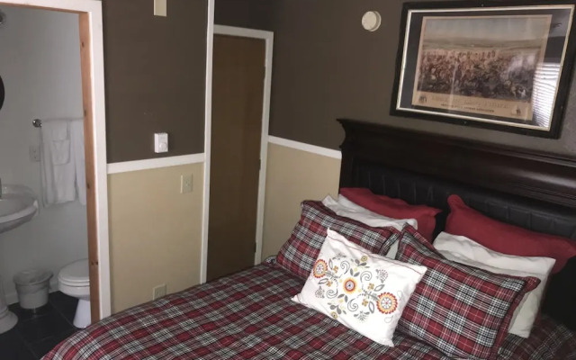 White House Inn on the Waterfront