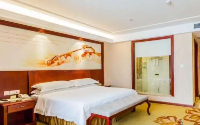 Vienna Hotel (Zhongshan Ancient Town Center)