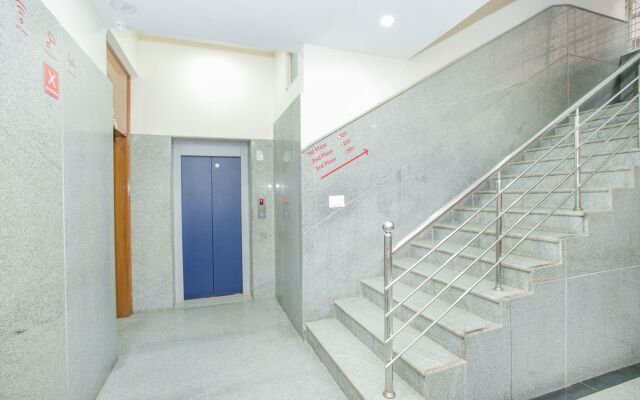 OYO 9251 NAR Comforts