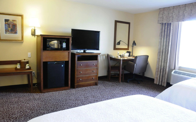 Hampton Inn & Suites Red Bluff