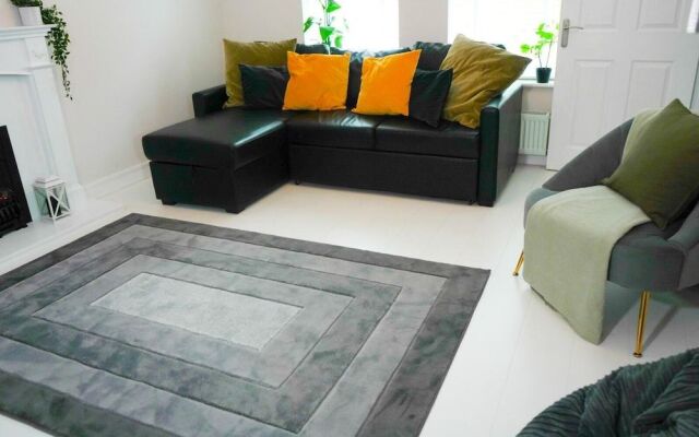 New Build Dickins Heath
