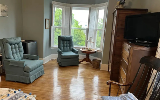 McLean House Bed & Breakfast