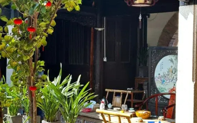 Lin Family Courtyard Homestay (West Street Kaiyuan Temple)