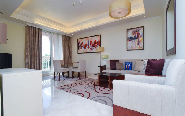 OYO Home 161 1BHK Taj Grandeur Palm