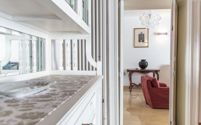 Santa Domenica Guest House