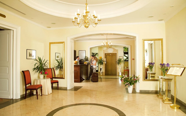 Gróf Degenfeld Castle Hotel **** Superior