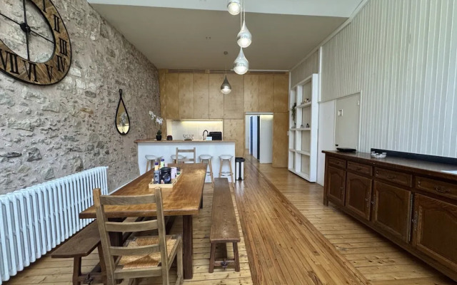 Loft in Le Mans Near Historic Old Town