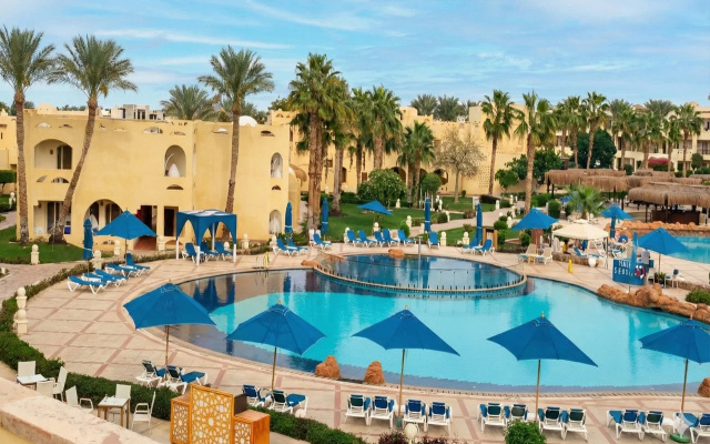 Regency Plaza Aqua Park & SPA