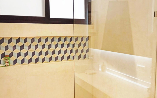 Central Park 103 Cozy and Modern Studio Spa Restaurant Gym