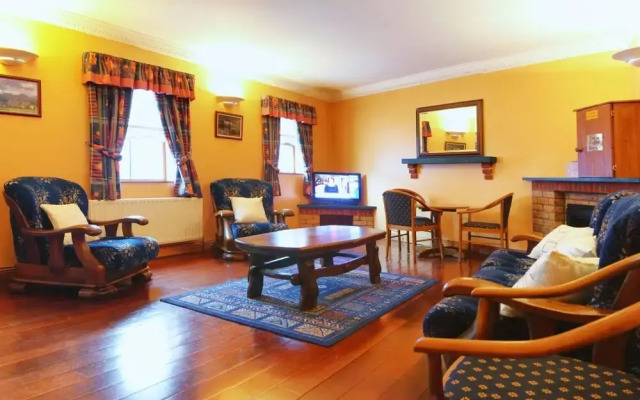 Mc Carthy's Lodge & Bar