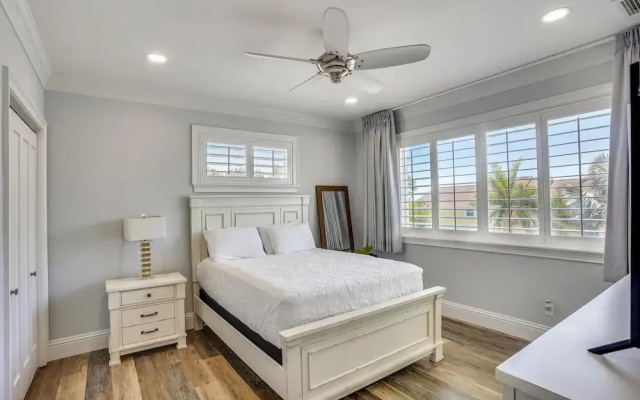 Sunset Point Beach House
