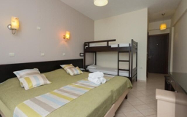 Отель Maranton Beach