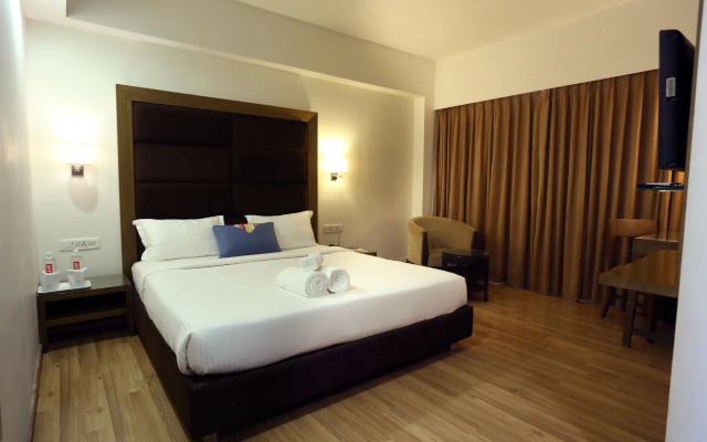 OYO Premium Vastrapur Lake