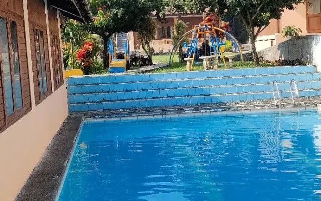 Villa Tunas Alam Mutiara