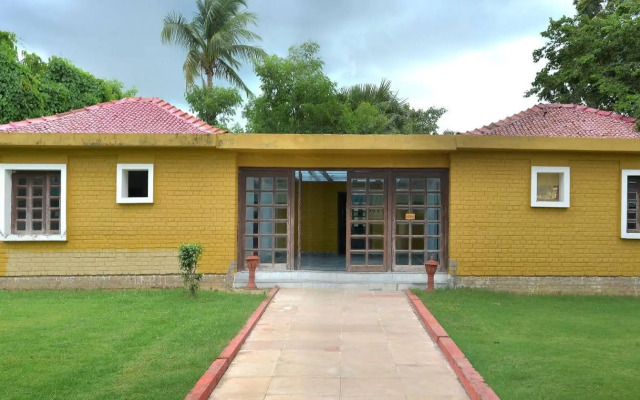 Camellia Hotel, Santiniketan
