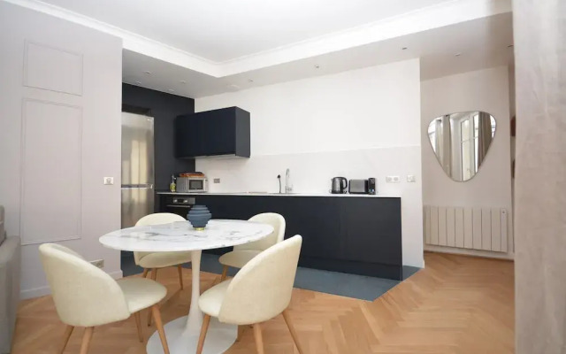 Reva Suites