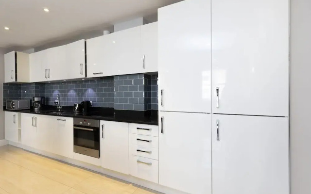 Deluxe Central City of London Apartments - Liverpool Street