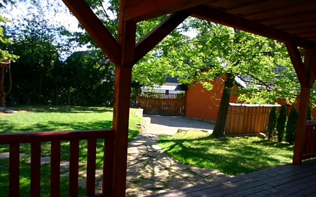 Zbojn¿a drevenica 3