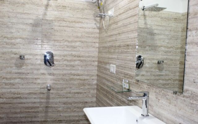 Leenor Regency By RightClique