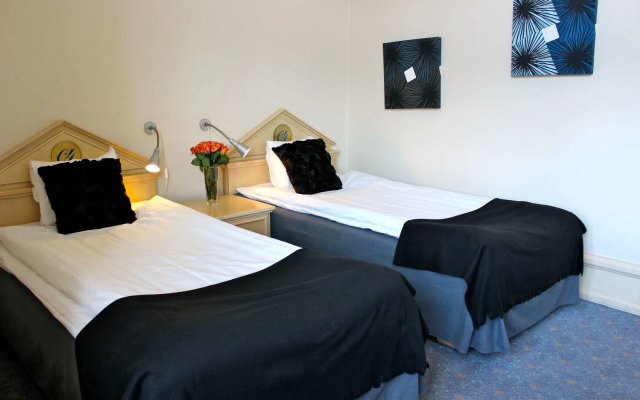 Home Hotel Christian IV