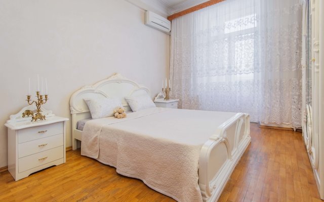 GM Apartment Nikitsky Boulevard