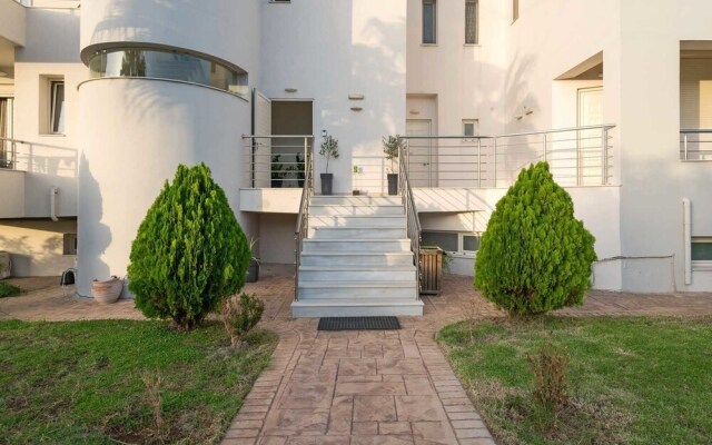 Apollo Apartments