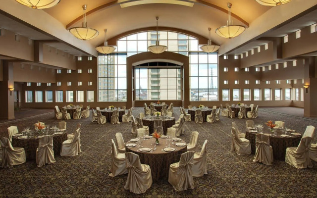 Sheraton New Orleans Hotel