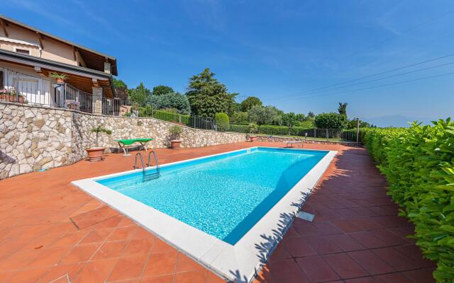 Casa Alba con Giardino by Wonderful Italy