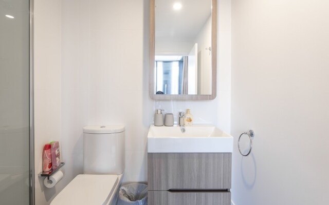 Brisbane One Apartments by CLLIX