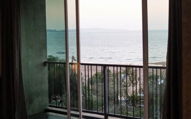 B2 Sea View Pattaya Boutique & Budget Hotel