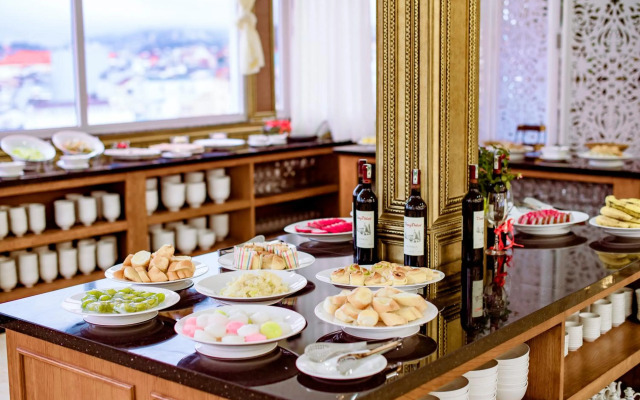 Queen T&T Dalat Hotel