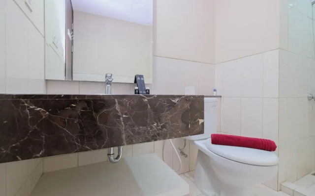 Nice And Cozy Studio Apartment At Nine Residence