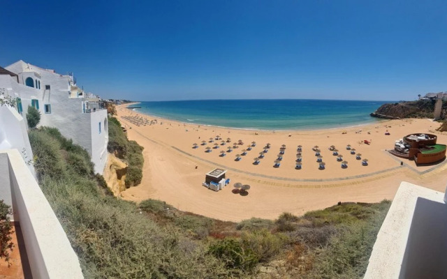 Albufeira Beach Cliffs House