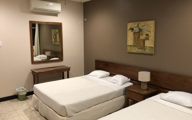 Hotel Diria Santa Cruz
