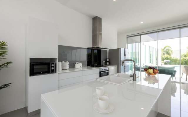 Modern 4 Bedroom Pool Villa PMK-A2